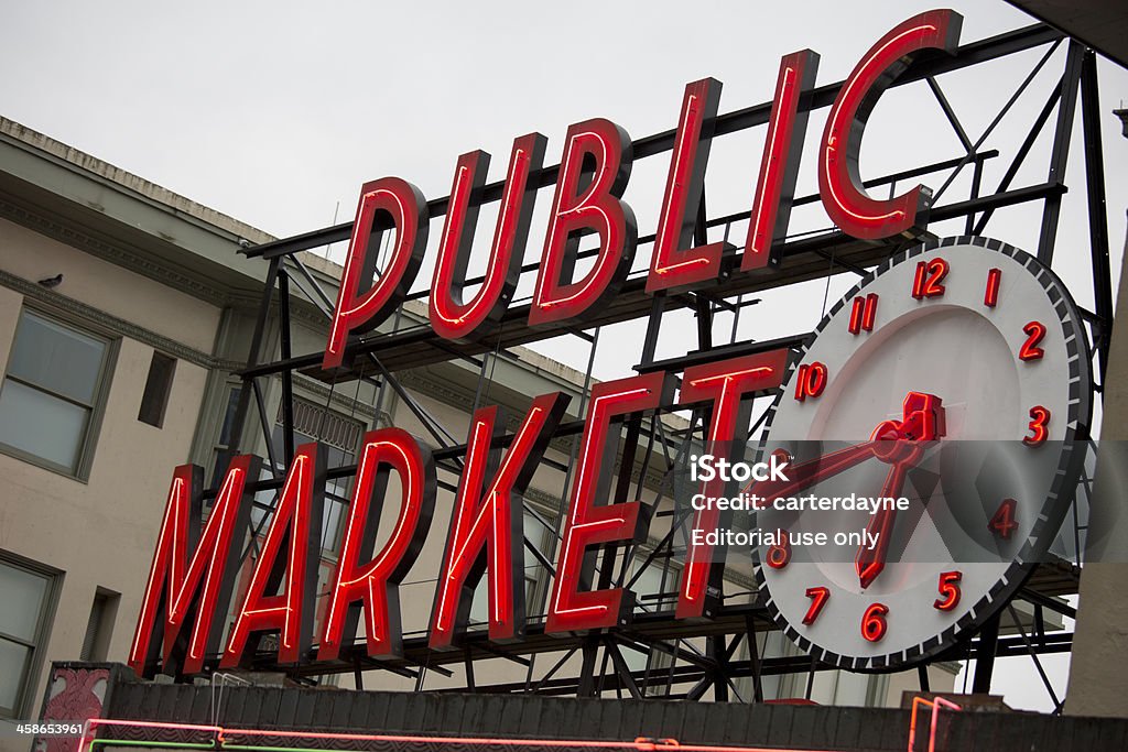 Mercato degli allevatori di Pike Place, il Seattle - Foto stock royalty-free di Ambientazione esterna
