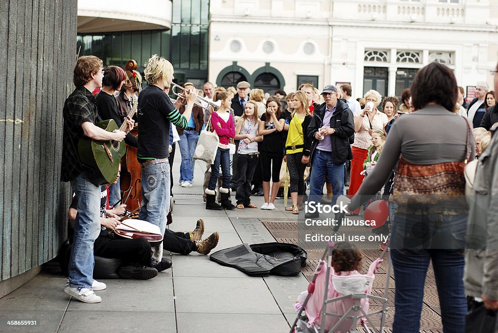 Musiciens de rue à Liverpool - Photo de Groupe célèbre libre de droits