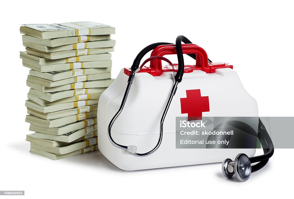 Os cuidados de saúde e dinheiro - Foto de stock de Cruz Vermelha Americana royalty-free