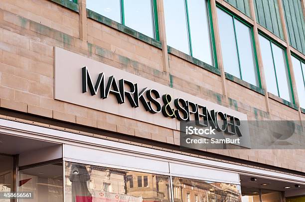 Marks And Spencer Stockfoto und mehr Bilder von Marks and Spencer - Marks and Spencer, Britische Kultur, Carlisle
