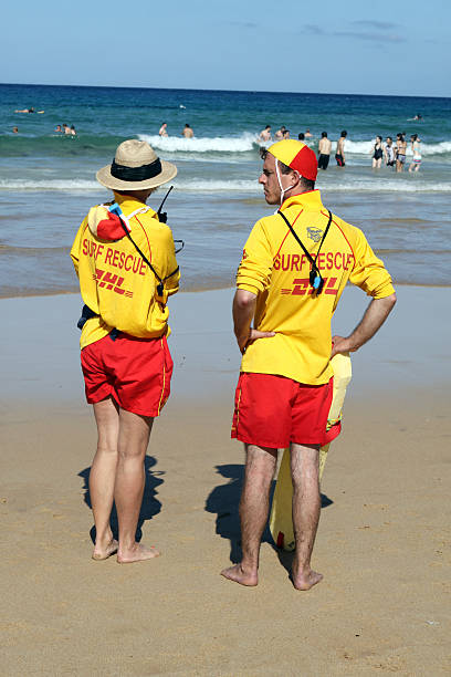 lifeguards - surf rescue imagens e fotografias de stock