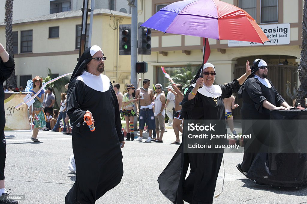 Falsa monjas en Long Beach, lesbianas y homosexuales Parade - Foto de stock de Monja libre de derechos