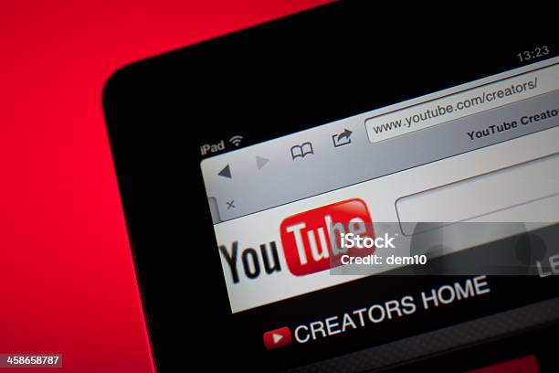 Youtube Домашний Экран На Ipad — стоковые фотографии и другие картинки YouTube - YouTube, Пропускная способность, Телевизионная индустрия