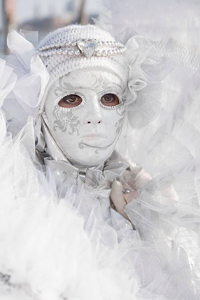 máscara de carnaval de venecia - venice italy flash fotografías e imágenes de stock