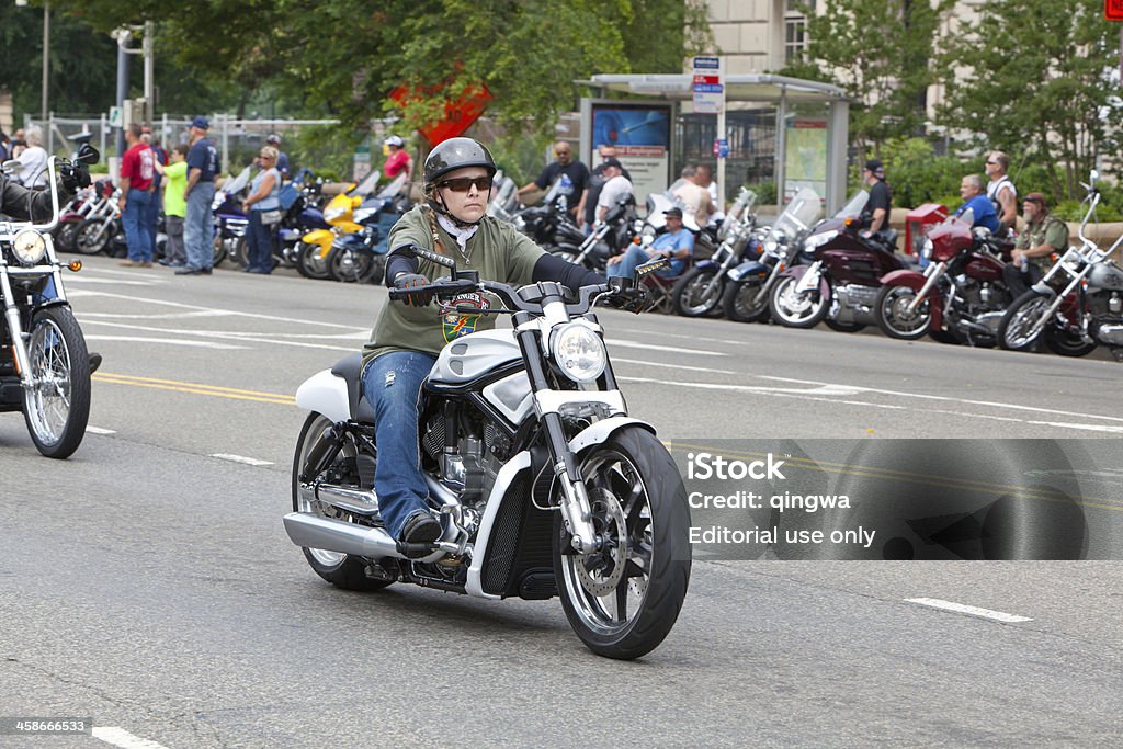 Se permiten motocicletas en Washington DC por ondulantes Thunder - Foto de stock de Accesorio de cabeza libre de derechos