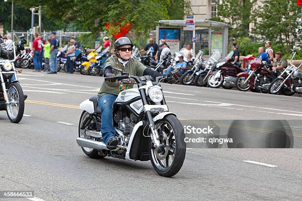 オートバイワシントン Dc のなだらかなサンダー - のりものに乗るのストックフォトや画像を多数ご用意 - のりものに乗る, アベニュー, アメリカ合衆国