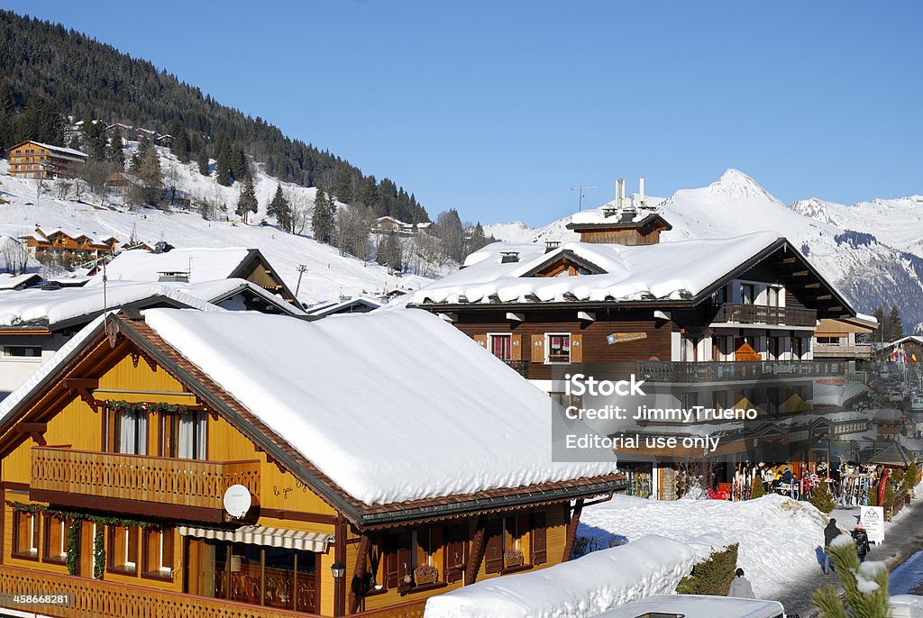Blick auf die Alpen Les Gets - Lizenzfrei Bauwerk Stock-Foto