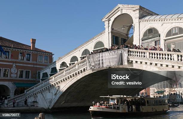 Most Rialto - zdjęcia stockowe i więcej obrazów Architektura - Architektura, Arkada, Balustrada - Element architektoniczny