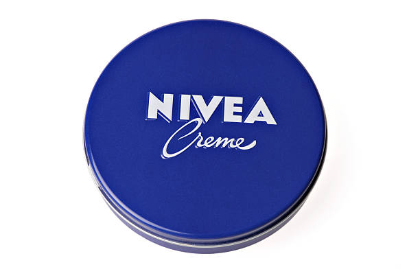 nivea crème - editorial label man made material healthcare and medicine photos et images de collection