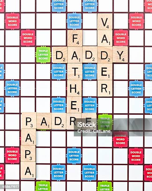 파더 여러 언어로 Scrabble에 대한 스톡 사진 및 기타 이미지 - Scrabble, 이탈리아 문화, 0명