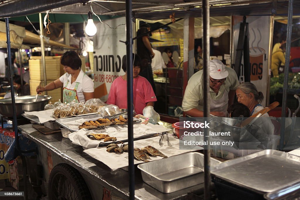 Ryby gotowania w Tajlandii - Zbiór zdjęć royalty-free (Azja)