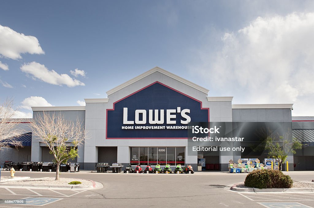 Lowe's Casa melhoria loja - Foto de stock de Lowe's royalty-free