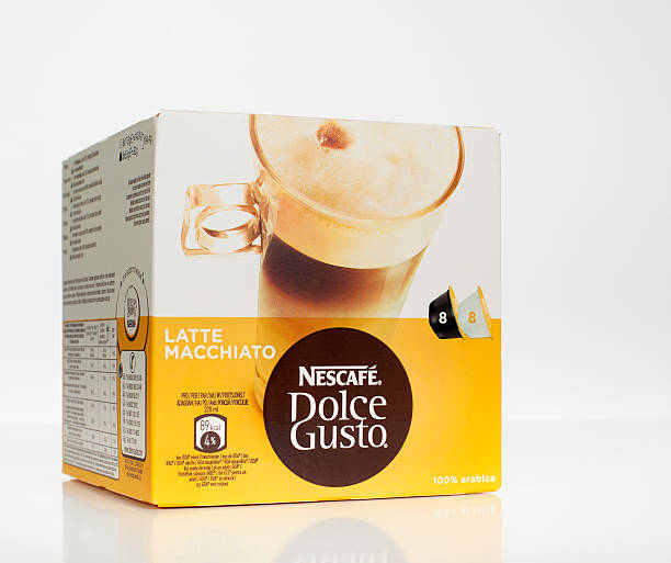 nescafé dolce gusto latte macchiato capsules boîte - latte machiatto photos et images de collection