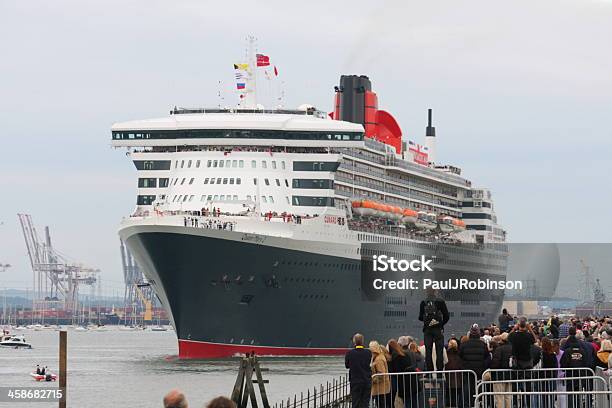 Visita De Três Cunard Queens De Southampton - Fotografias de stock e mais imagens de Southampton - Inglaterra - Southampton - Inglaterra, Cruzeiro, Fotografia - Imagem