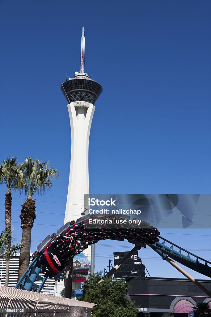 Rollercoaster i Stratosphere w Las Vegas - Zbiór zdjęć royalty-free (Las Vegas)