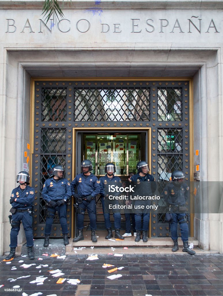 Banco de España - Foto de stock de Policía antidisturbios libre de derechos