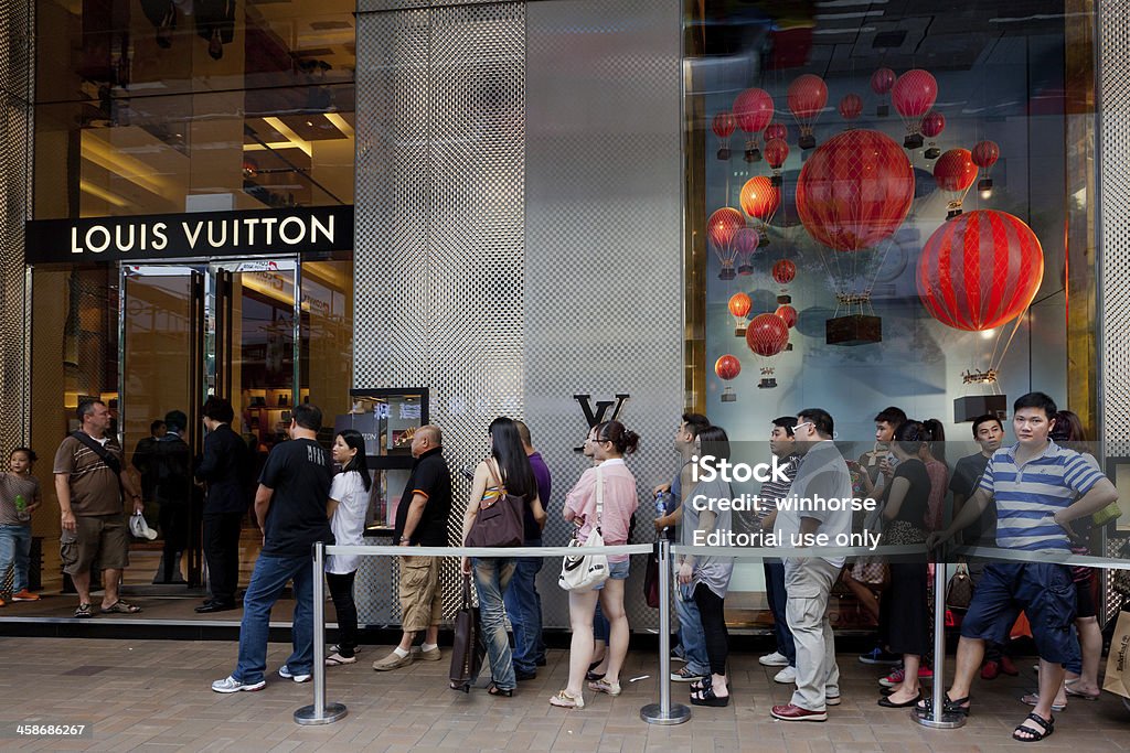 Louis Vuitton comprar em Hong Kong - Royalty-free Ao Ar Livre Foto de stock