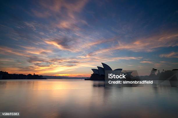 Foto de Porto De Sydney Ao Amanhecer e mais fotos de stock de Arte - Arte, Arte, Cultura e Espetáculo, Austrália