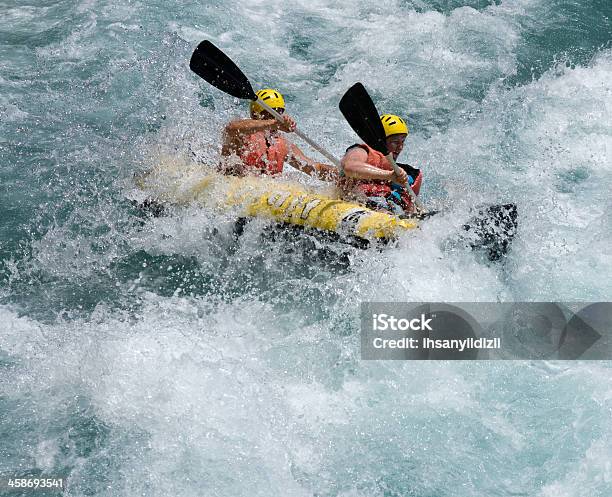 Foto de Rafting e mais fotos de stock de Artigo de vestuário para cabeça - Artigo de vestuário para cabeça, Atividade, Atividade Móvel