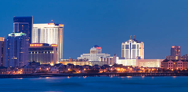 Atlantic City bei Nacht – Foto