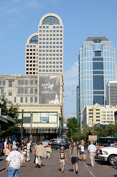 パイクプレイスマーケット、シアトル - pike place market market seattle tourist ストックフォトと画像