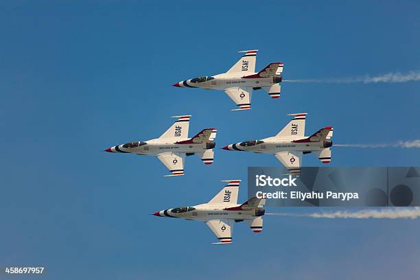 Usaf Thunderbirds - zdjęcia stockowe i więcej obrazów Air Force Thunderbirds - Air Force Thunderbirds, Ameryka, Aranżacja