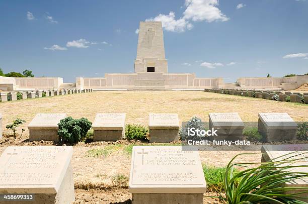Foto de Cemitério Militar Lone Pine e mais fotos de stock de Batalha de Galípoli - Batalha de Galípoli, Cemitério, Cruz - Objeto religioso