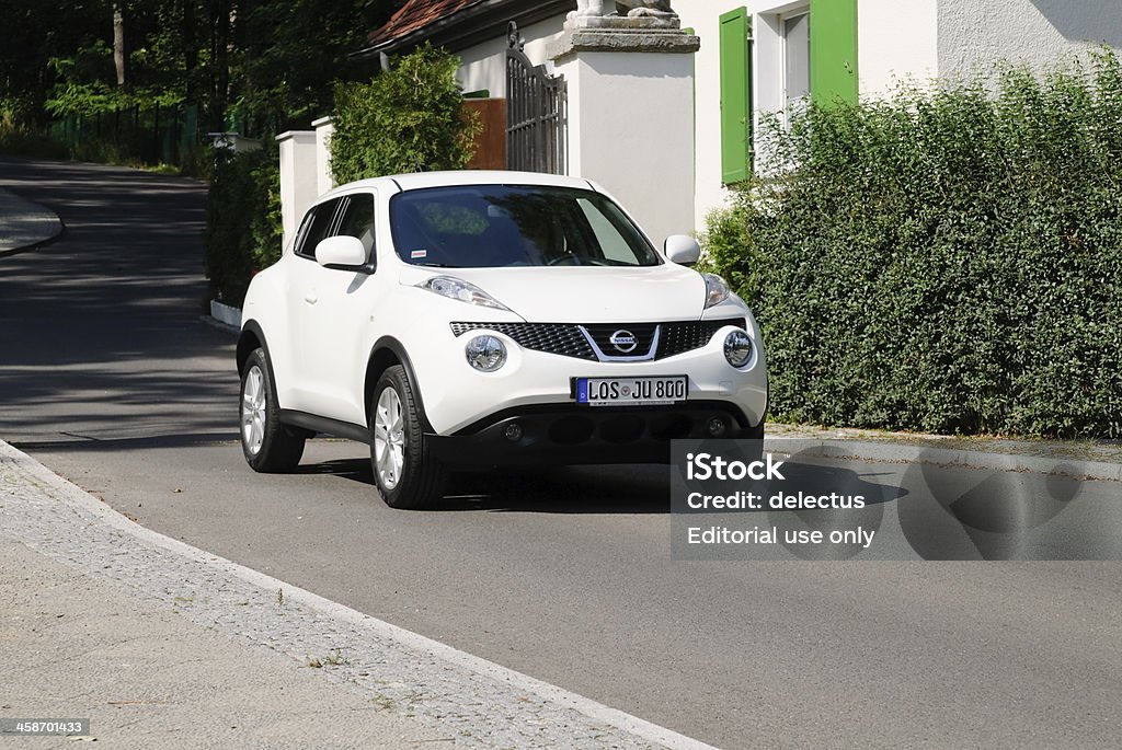 Nissan 주크 - 로열티 프리 4x4 자동차 스톡 사진