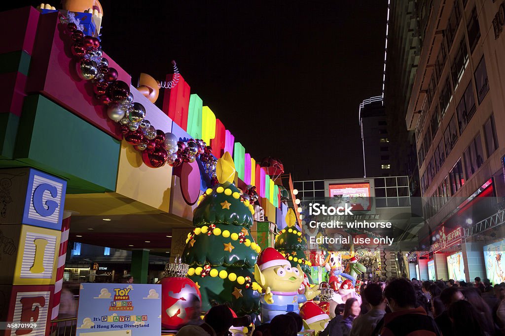 Decoración navideña en Hong Kong - Foto de stock de Adorno de navidad libre de derechos
