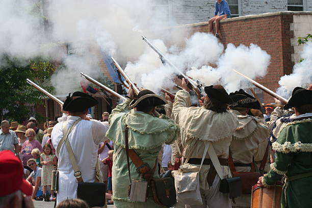 식민지 재연 - colonial style armed forces historical reenactment usa 뉴스 사진 이미지