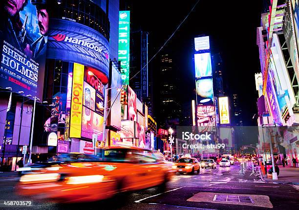 Times Square Stockfoto und mehr Bilder von Times Square - Manhattan - Times Square - Manhattan, Nacht, Architektur