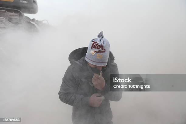 Photo libre de droit de Tremblement De Terre De Van Turquie banque d'images et plus d'images libres de droit de Adulte - Adulte, Attendre, Brique