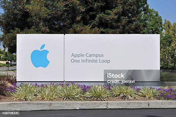 Apple Campus Jeden Znak Nieskończona Pętli - zdjęcia stockowe i więcej obrazów Apple Computers - Apple Computers, Centrala, Bez ludzi