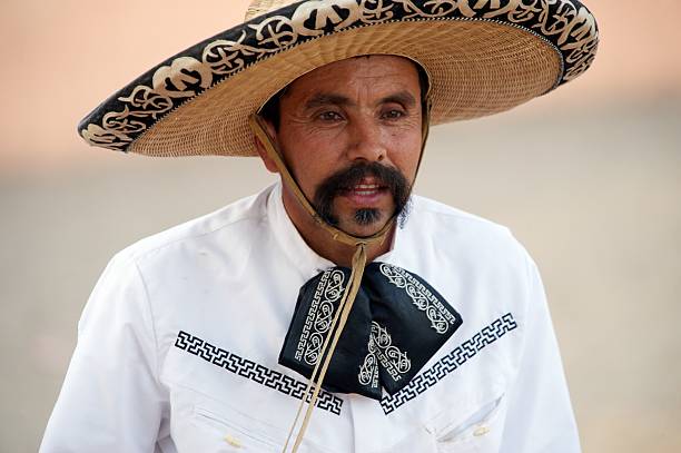 мексиканские charros horseman, сан-антонио, штат техас, сша - длинные усы стоковые фото и изображения