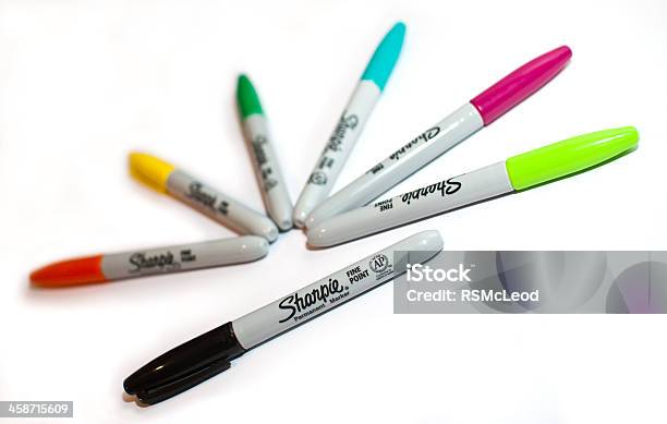 Foto de Sharpie Canetas Coloridas e mais fotos de stock de Marcador permanente - Marcador permanente, Pilot, Cor Preta