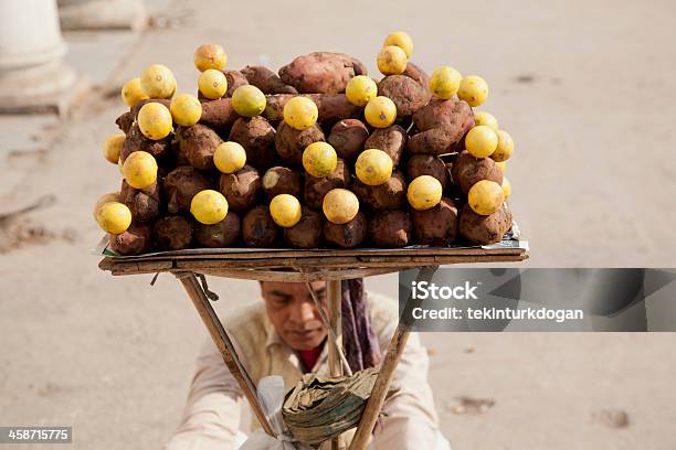 개인 영업에서의 채식주의자 즉석식 New Delhi India 거리에 대한 스톡 사진 및 기타 이미지 - 거리, 과일, 길거리 음식