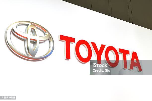 Toyota — стоковые фотографии и другие картинки Toyota Motor - Toyota Motor, Авто-шоу, Автомобиль