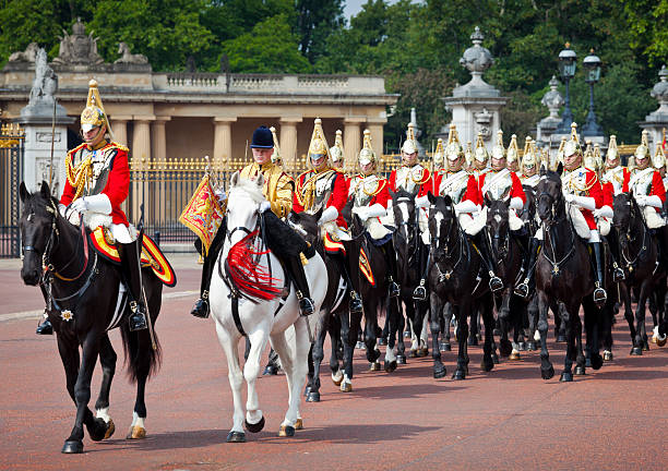 trooping the color ceremonia, westminster, el london. - zapatos de reyes fotografías e imágenes de stock