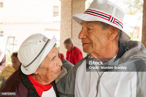 Танец Centenarians — стоковые фотографии и другие картинки Активный образ жизни - Активный образ жизни, Активный пенсионер, Бабушка