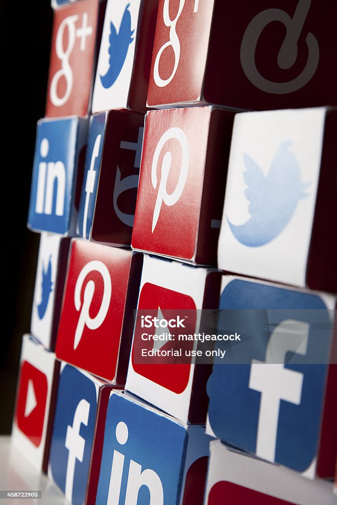 Социальные медиа кубики - Стоковые фото Логотип роялти-фри