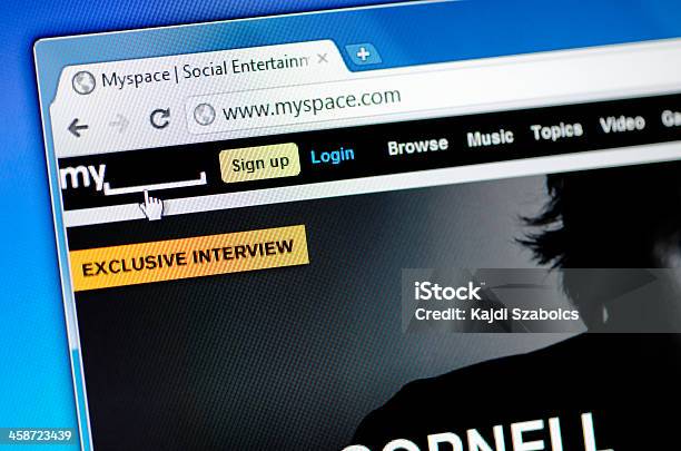 Myspace Pagina Web Al Browser - Fotografie stock e altre immagini di Astratto - Astratto, Attrezzatura informatica, Browser Web