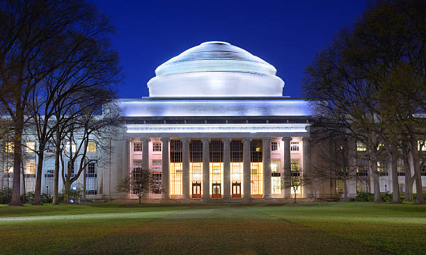 mit - massachusetts institute of technology university massachusetts dome foto e immagini stock