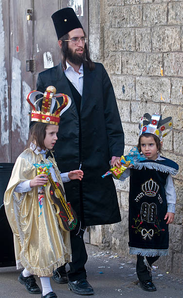 purim em mea shearim - hasidism imagens e fotografias de stock