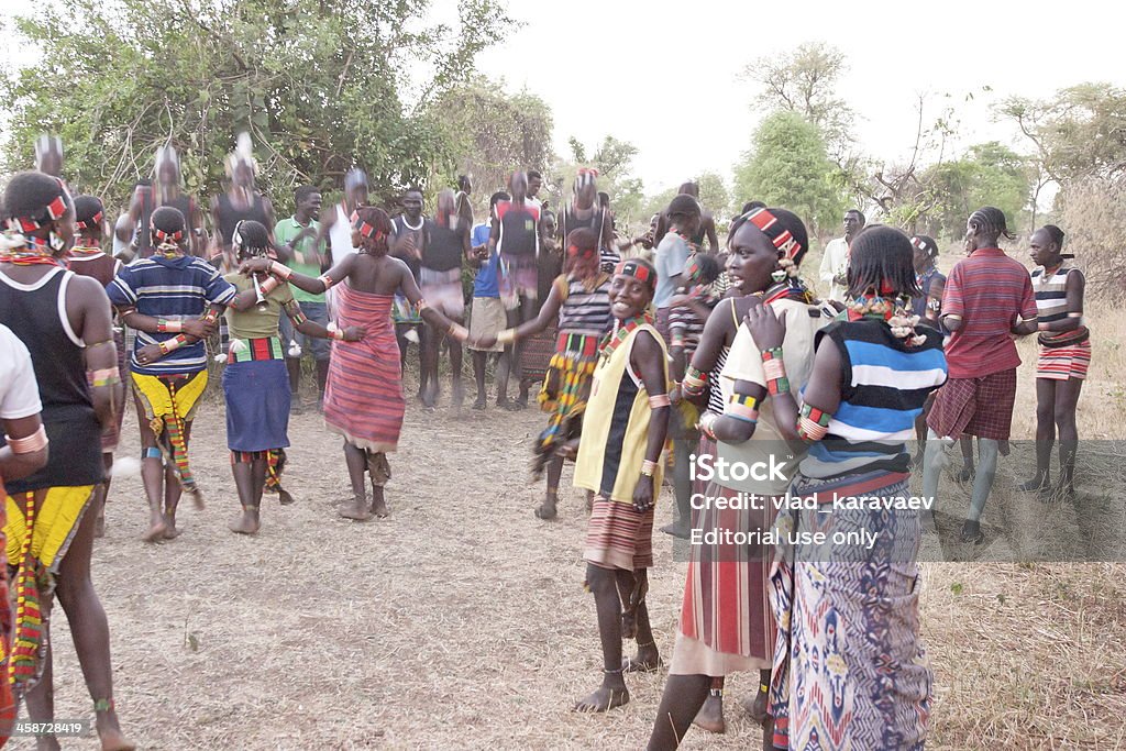 Hamer personas en festival de danza de inicio para hombres jóvenes. - Foto de stock de Afrodescendiente libre de derechos