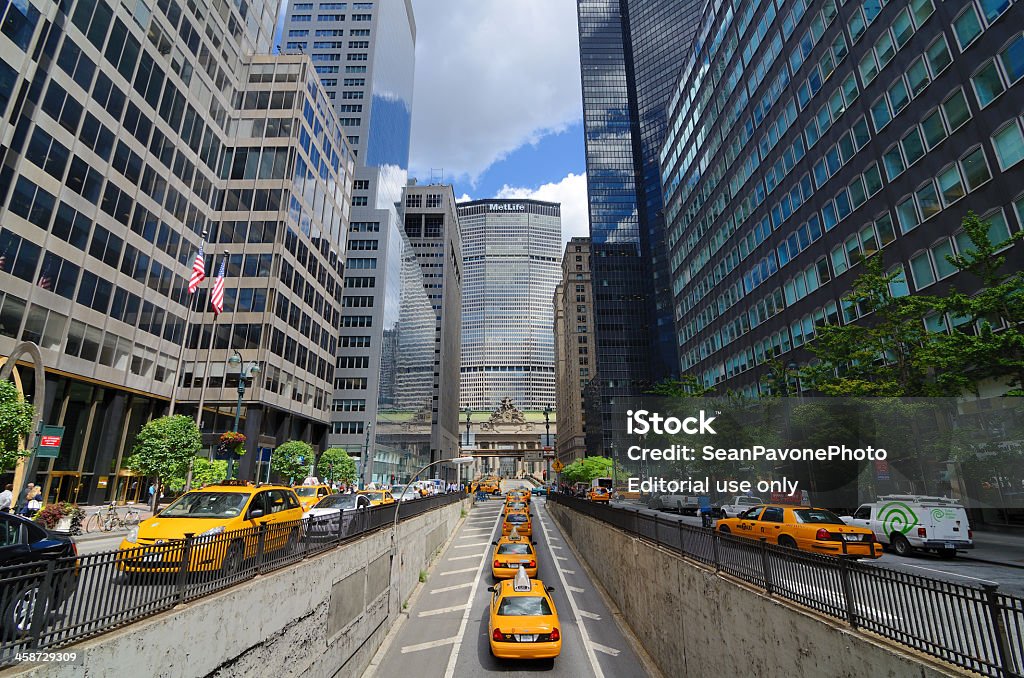 Park Avenue y edificio Metlife - Foto de stock de Park Avenue - Manhattan libre de derechos