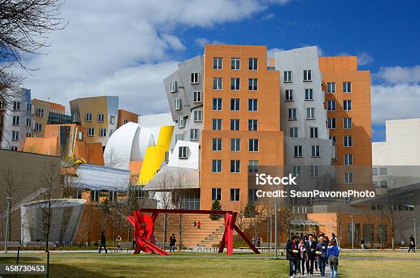 Foto de Campus Do Mit e mais fotos de stock de Massachusetts Institute Of Technology - Massachusetts Institute Of Technology, Boston - Massachusetts, Campus