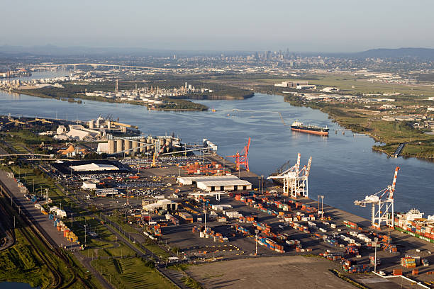 porto de brisbane, vista aérea - containerisation - fotografias e filmes do acervo