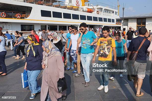 Photo libre de droit de Cosmopolitan Turquie Et Faire De Nouvelles Rencontres banque d'images et plus d'images libres de droit de Bateau de voyageurs