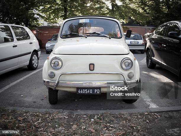 Classico Italiano - Fotografie stock e altre immagini di Automobile - Automobile, Composizione orizzontale, Concetti