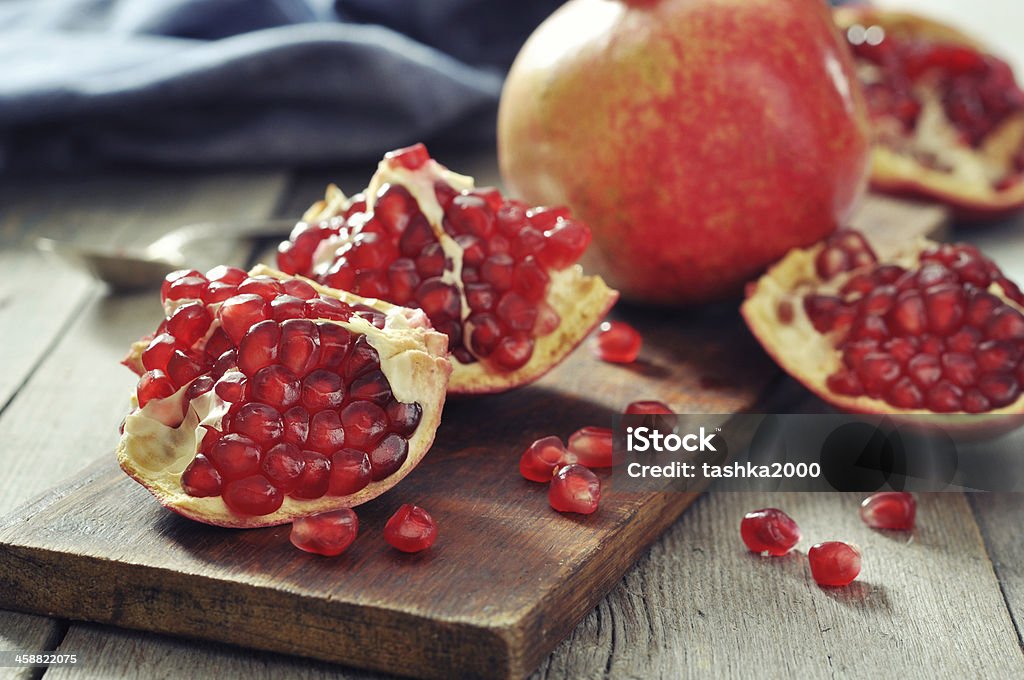 Frutas granada - Foto de stock de Alimento libre de derechos